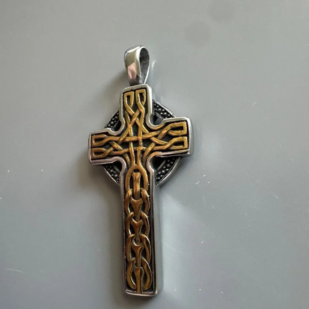 Celtic Cross Pendant Halo Gold/Silver Stainless Steel 24 Inch Chain Unisex Gift